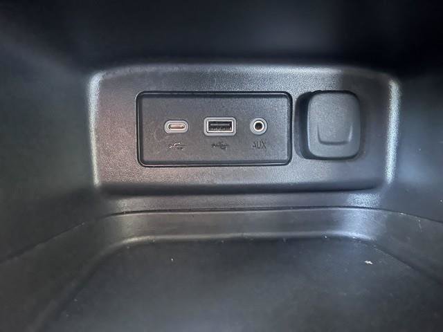 Used 2021 Chevrolet Equinox LS w/ LS Convenience Package AWD/4WD image 15