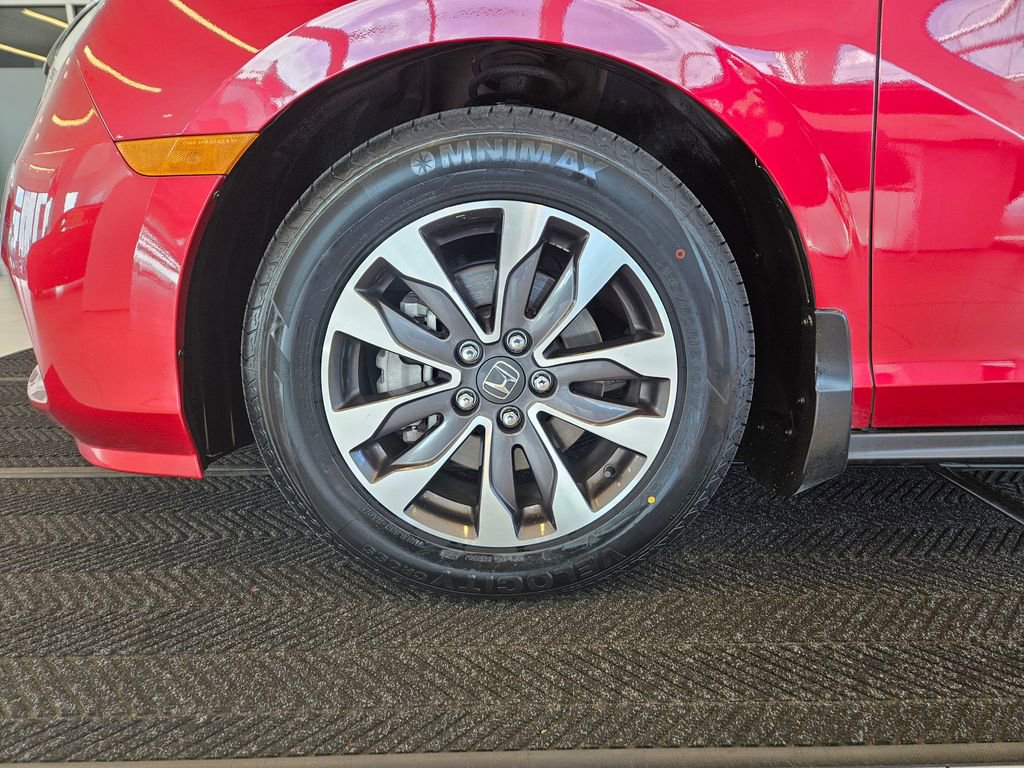 Used 2024 Honda Odyssey EX-L image 12