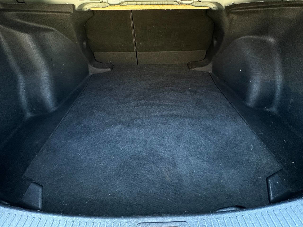 Used 2023 Toyota Corolla LE image 16