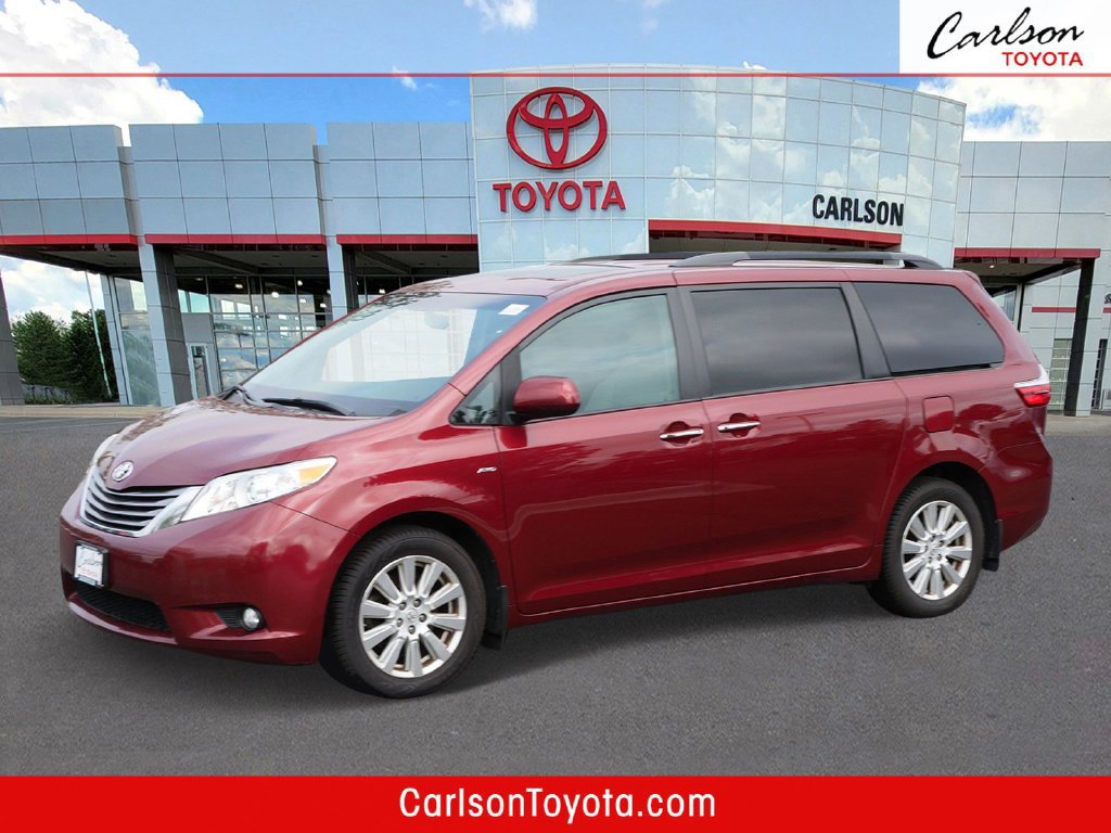 Used 2017 Toyota Sienna XLE w/ XLE Navigation Package