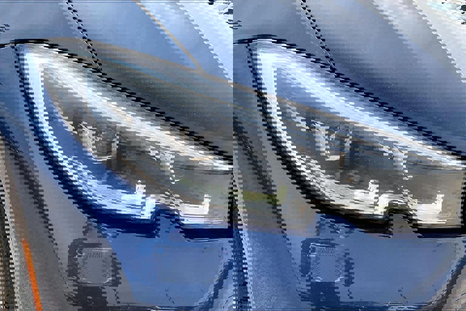 Used 2022 BMW 330i Sedan w/ Driving Assistance Package image 28