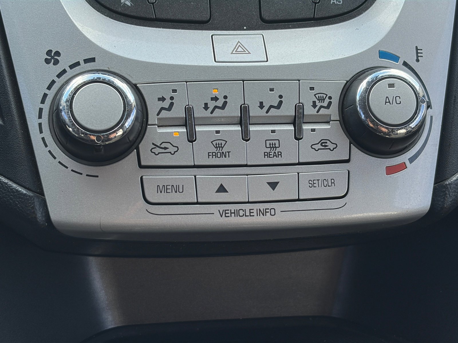 Used 2016 Chevrolet Equinox LS image 24