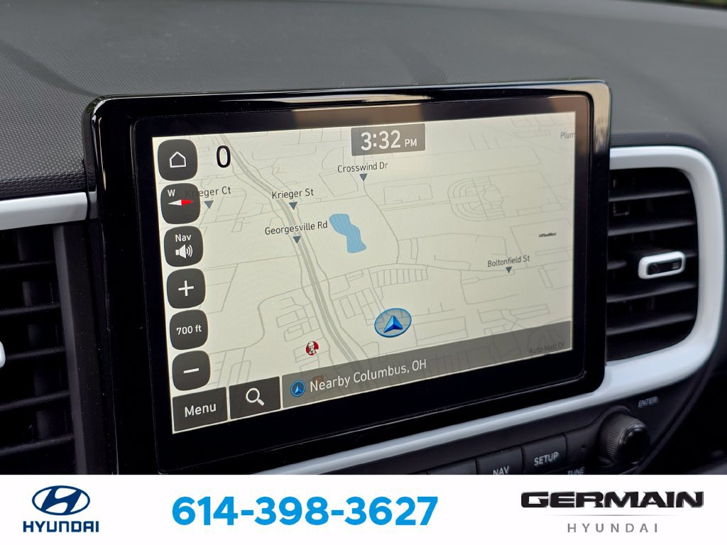 Used 2024 Hyundai Venue Limited FWD image 28