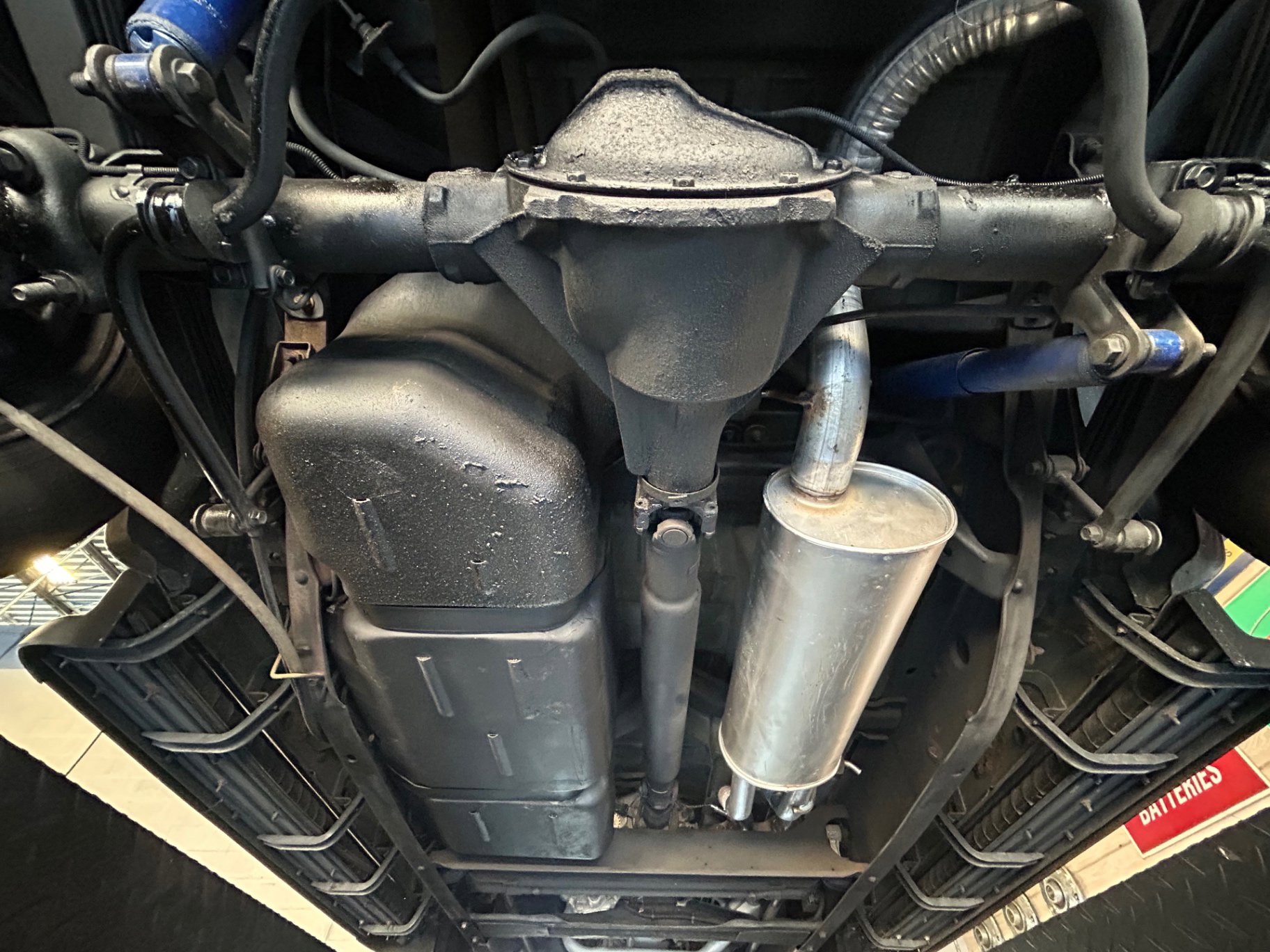 Used 1996 GMC Yukon SLE image 31