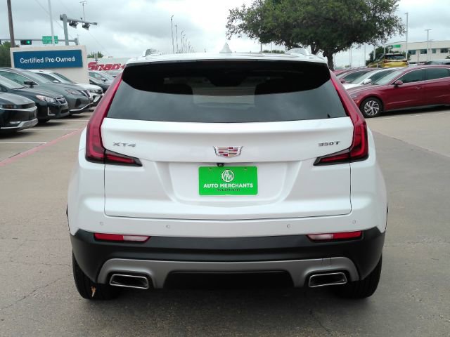 Used 2021 Cadillac XT4 Premium Luxury w/ Cold Weather Package image 9