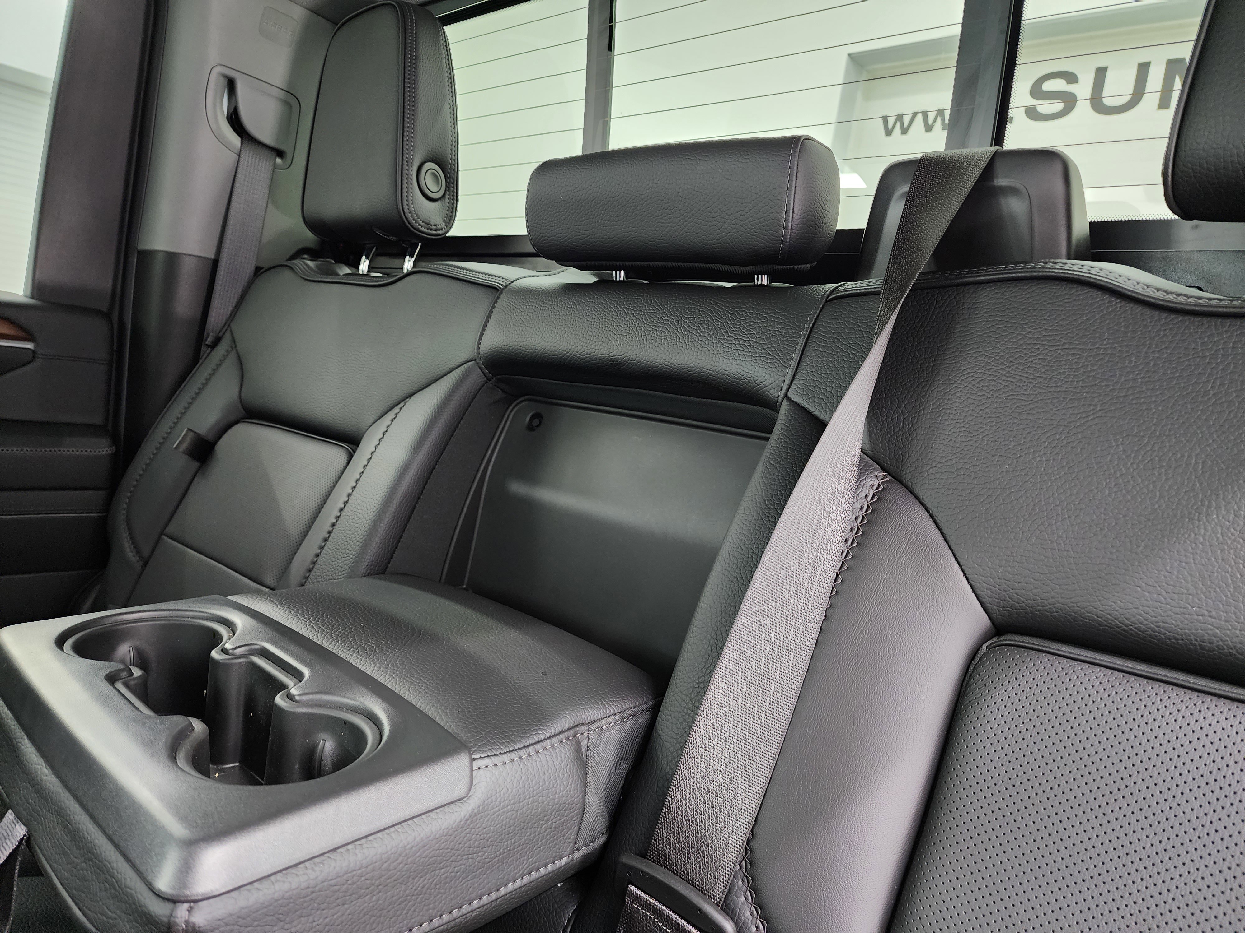 Used 2024 GMC Sierra 2500 Denali w/ Denali Reserve Package image 44