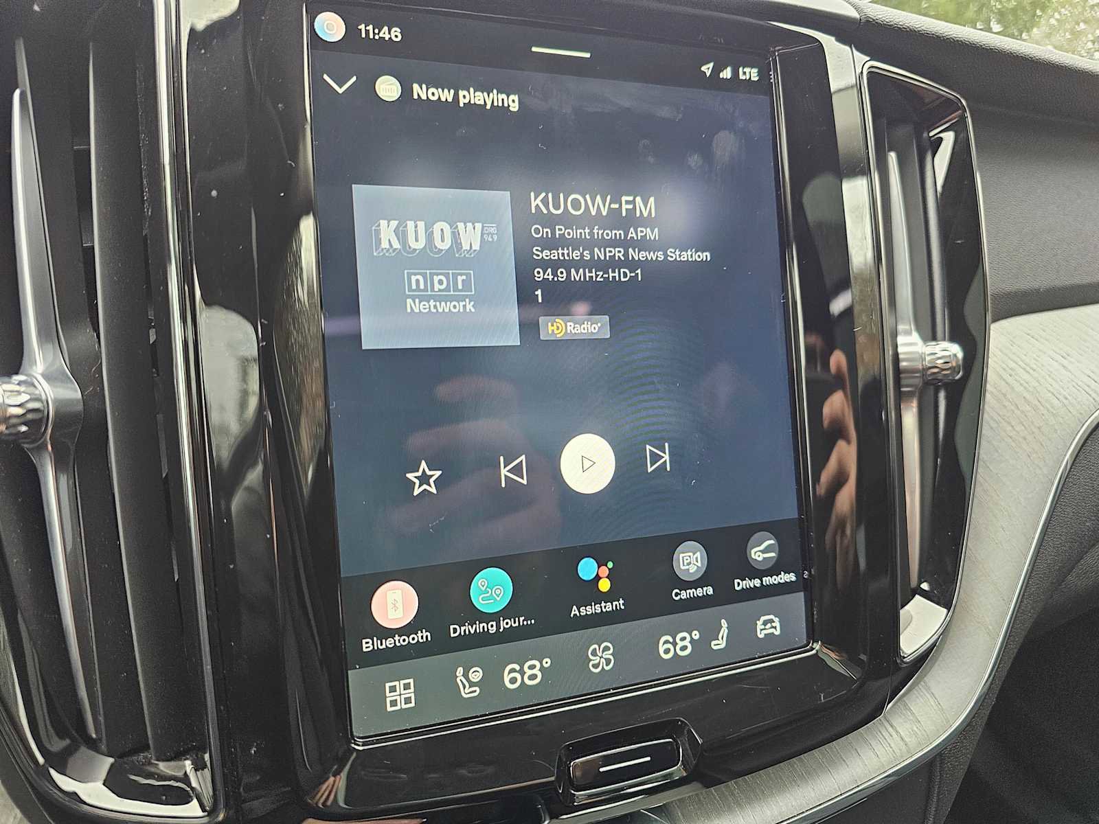 Used 2025 Volvo XC60 B5 Plus w/ Protection Package Premier image 33