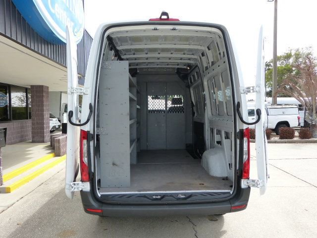 Used 2021 Mercedes-Benz Sprinter 1500 w/ Driver Convenience Package image 14