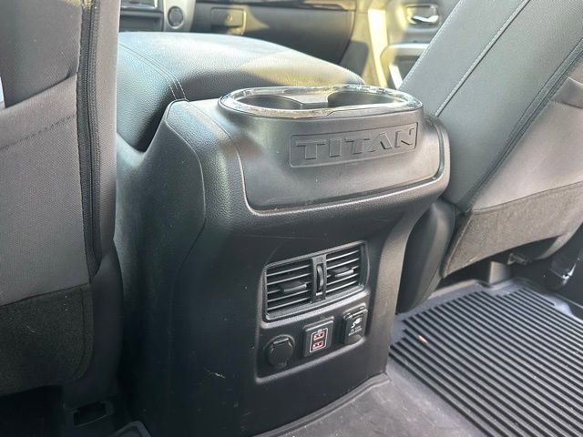 Used 2023 Nissan Titan SV w/ SV Convenience Package image 33