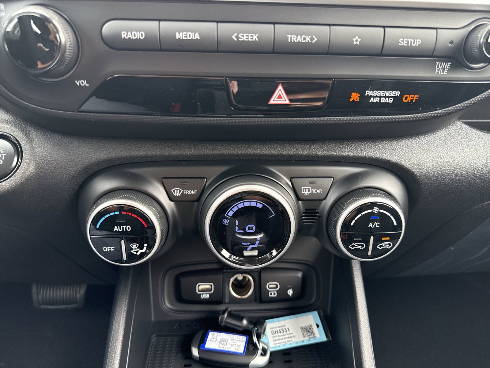 New 2026 Hyundai Venue SEL FWD image 19