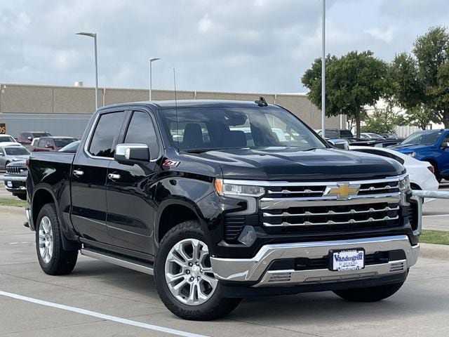 Used 2025 Chevrolet Silverado 1500 LTZ AWD/4WD image 2
