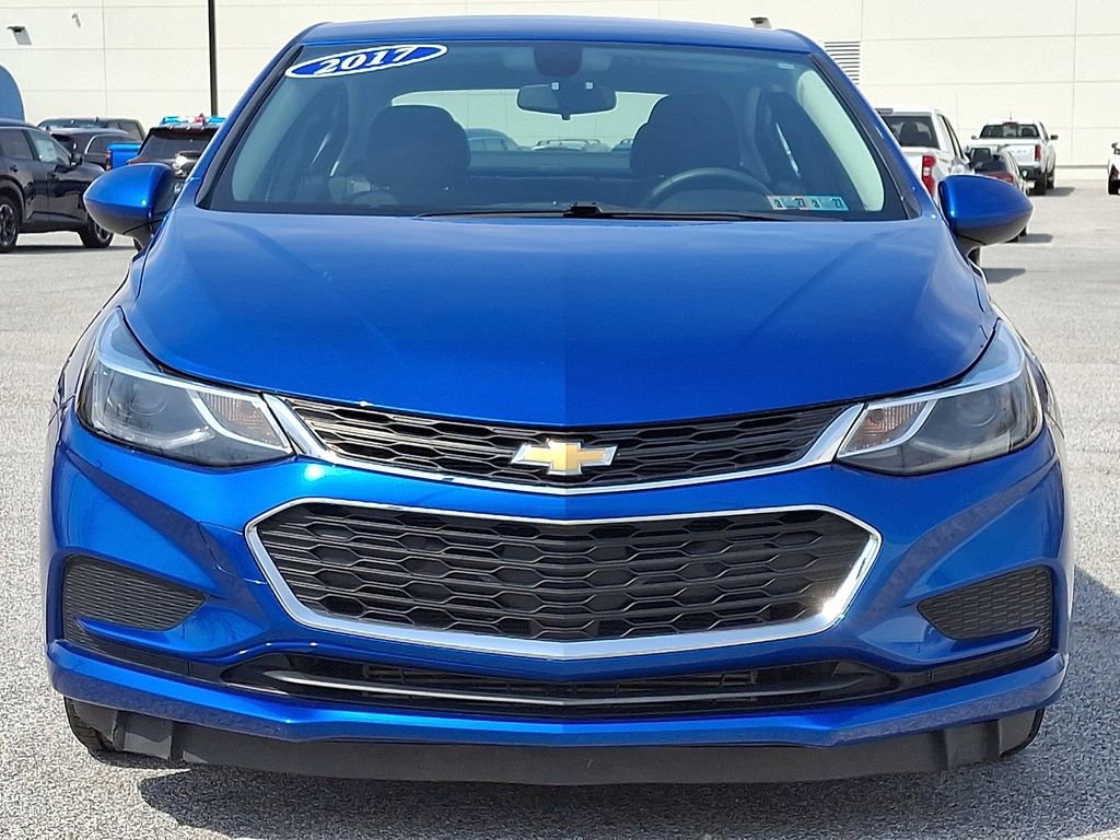 Used 2017 Chevrolet Cruze LT w/ Convenience Package image 5