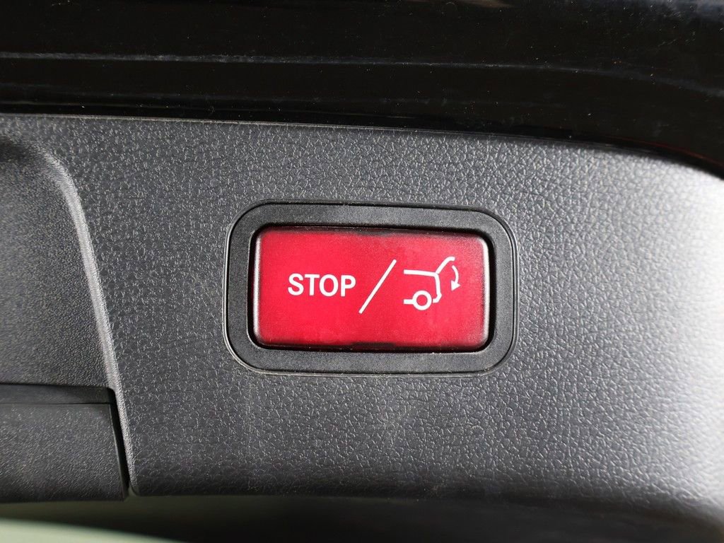 Used 2020 Mercedes-Benz GLA 250 4MATIC image 20