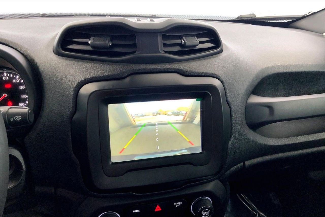 Used 2020 Jeep Renegade Latitude image 24