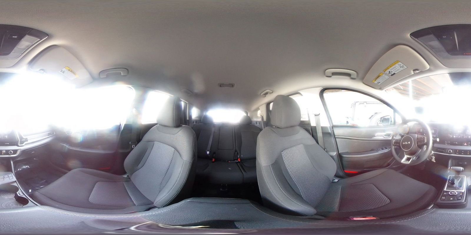 Used 2025 Kia Sportage LX FWD image 42