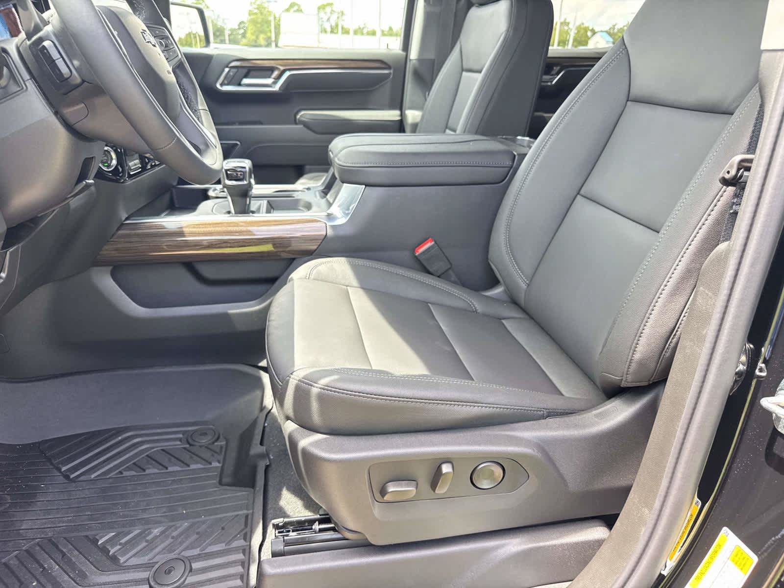 New 2026 Chevrolet Silverado 1500 LT Trail Boss w/ LT Trail Boss Premium Package AWD/4WD image 11