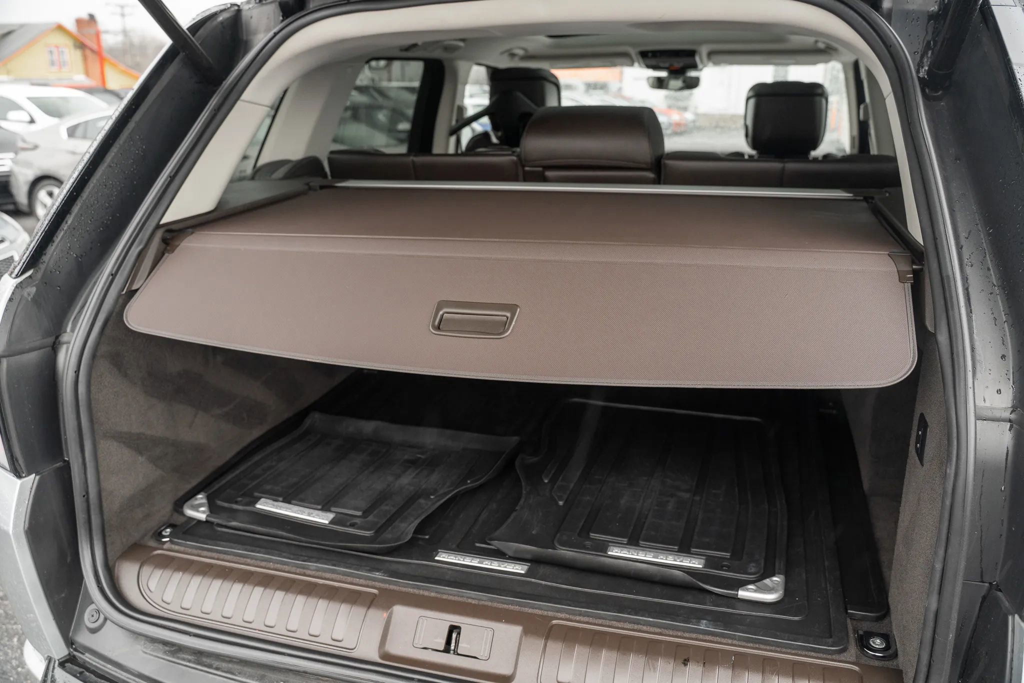 Used 2020 Land Rover Range Rover Sport HSE image 8