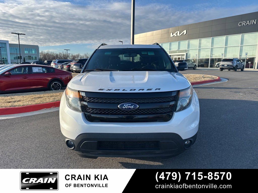 Used 2015 Ford Explorer Sport w/ Equipment Group 401A image 4