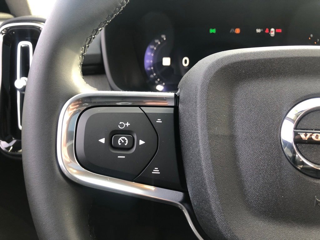 New 2026 Volvo XC40 B5 Ultra w/ Protection Package Premier AWD/4WD image 22