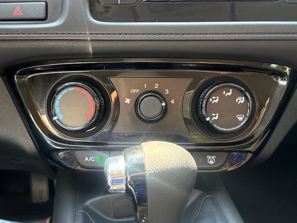 Used 2016 Honda HR-V LX image 24