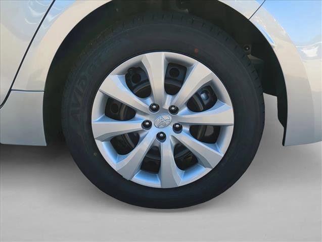 Used 2026 Toyota Corolla LE FWD image 9