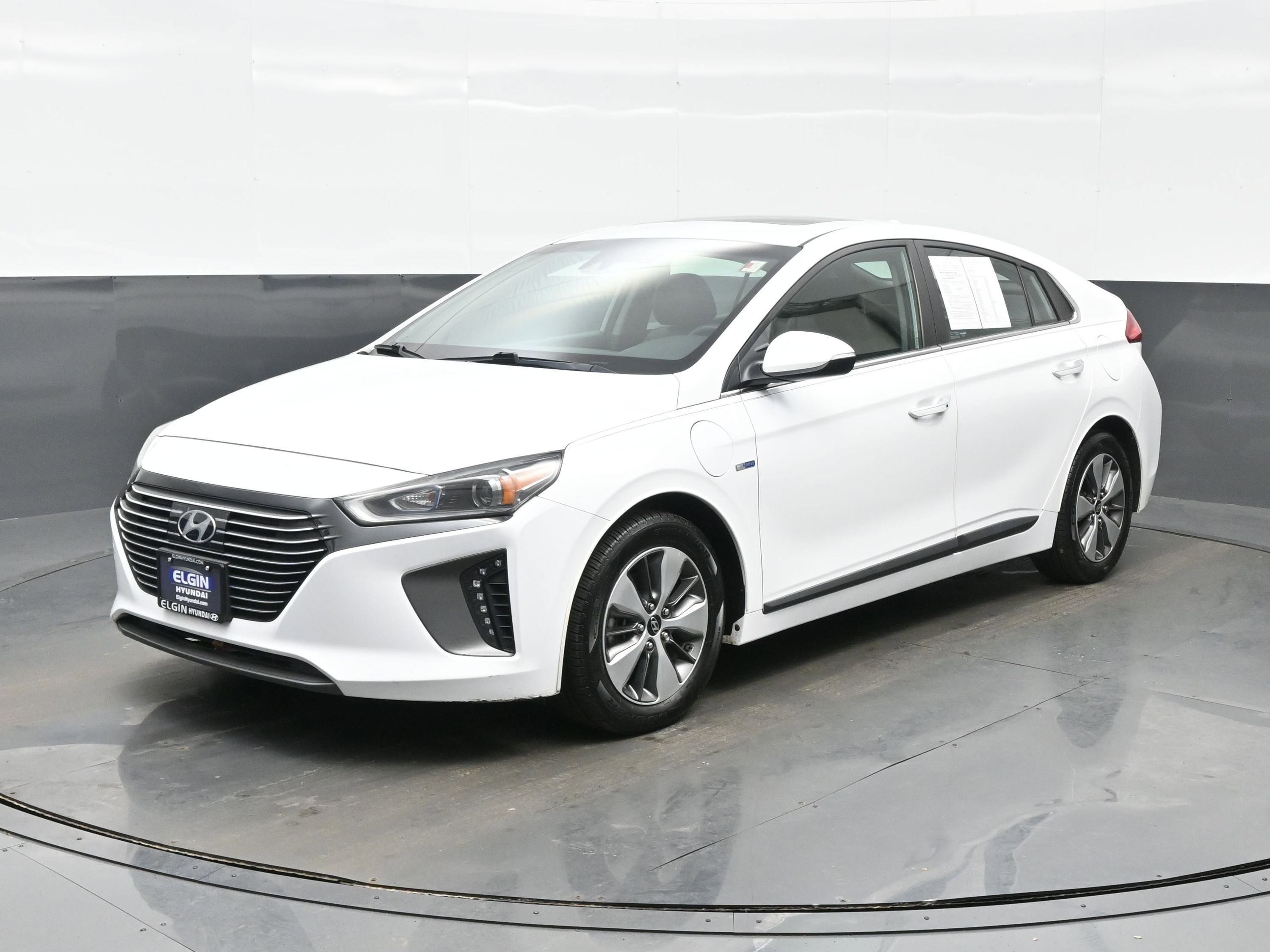 Used 2018 Hyundai Ioniq Limited w/ Ultimate Package 02 video 2