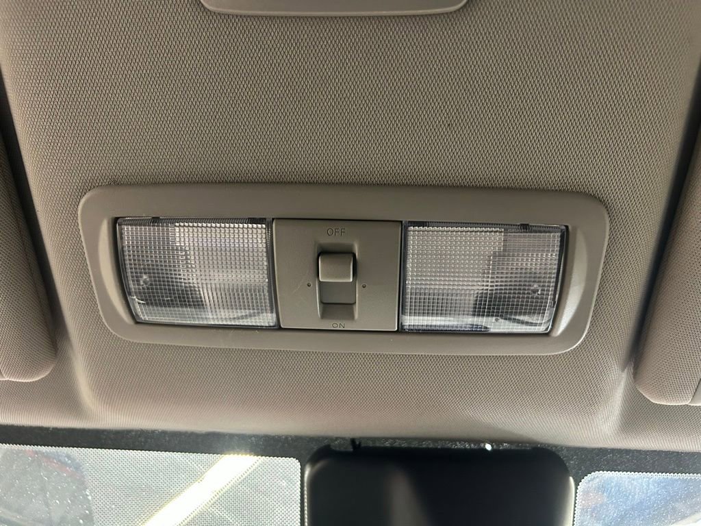 Used 2022 Nissan Frontier SV image 27