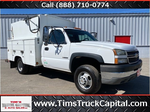 Used 2005 Chevrolet Silverado 3500 W/T w/ Provisions, Wrecker Package