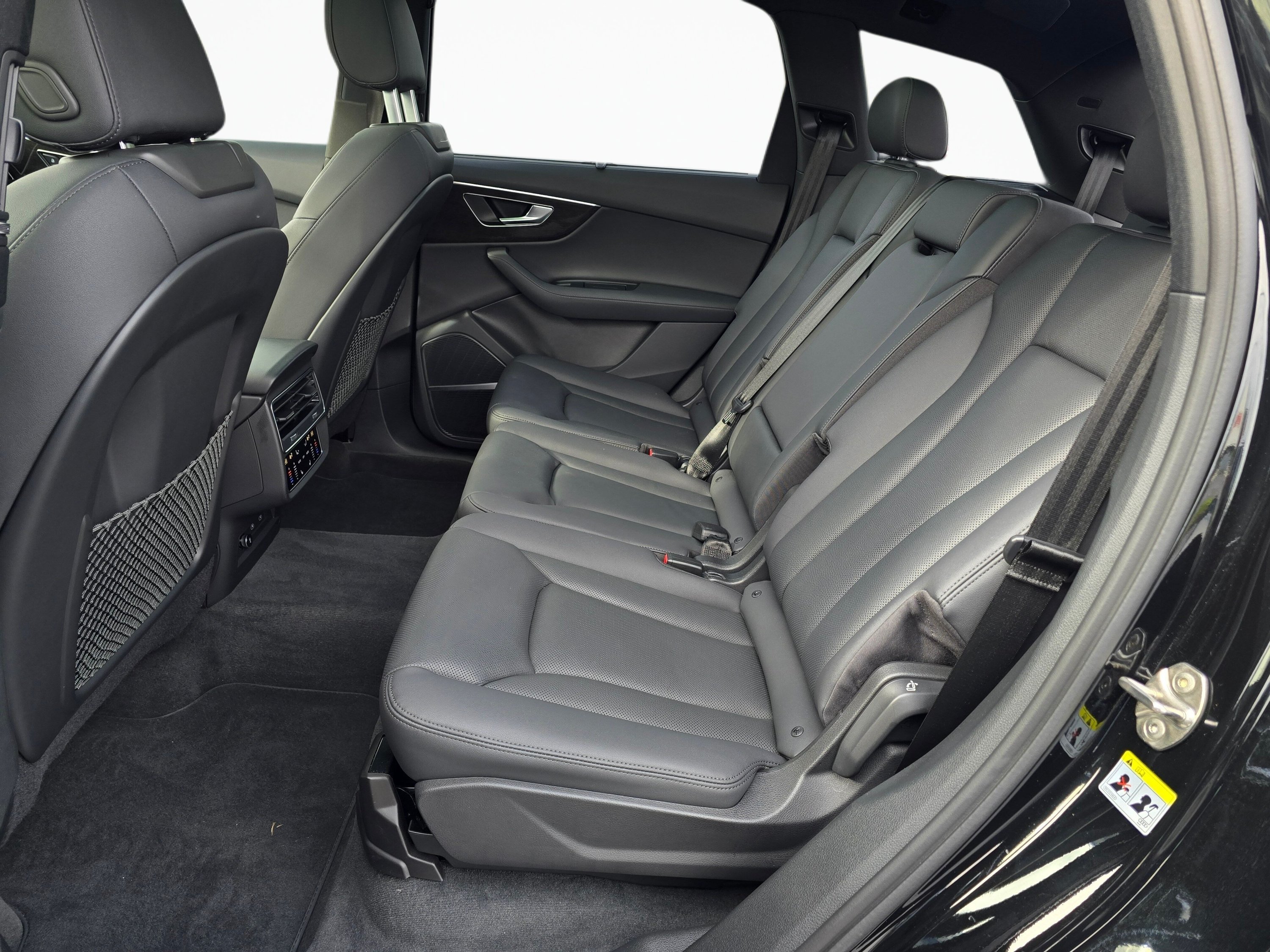 Used 2022 Audi Q7 3.0T Premium Plus AWD/4WD image 19