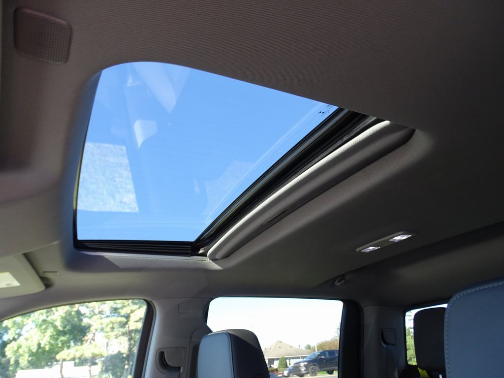 Used 2020 Chevrolet Silverado 1500 LT Trail Boss image 16