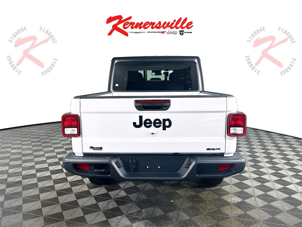 New 2025 Jeep Gladiator Sport image 6