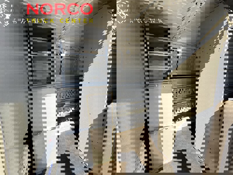 Used 2020 Ford Transit Connect XL image 9