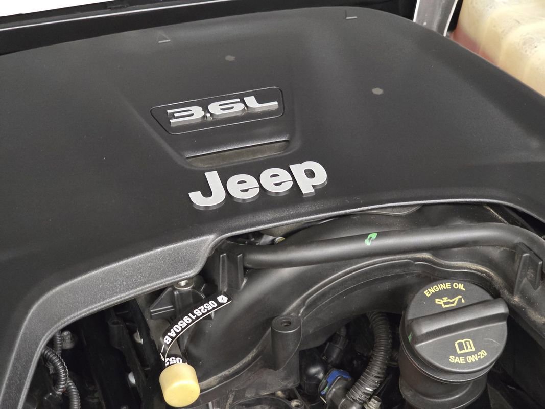 Used 2020 Jeep Gladiator Overland image 58