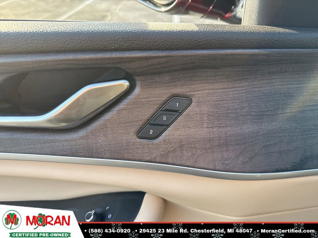 Used 2023 Jeep Grand Cherokee L Limited image 10