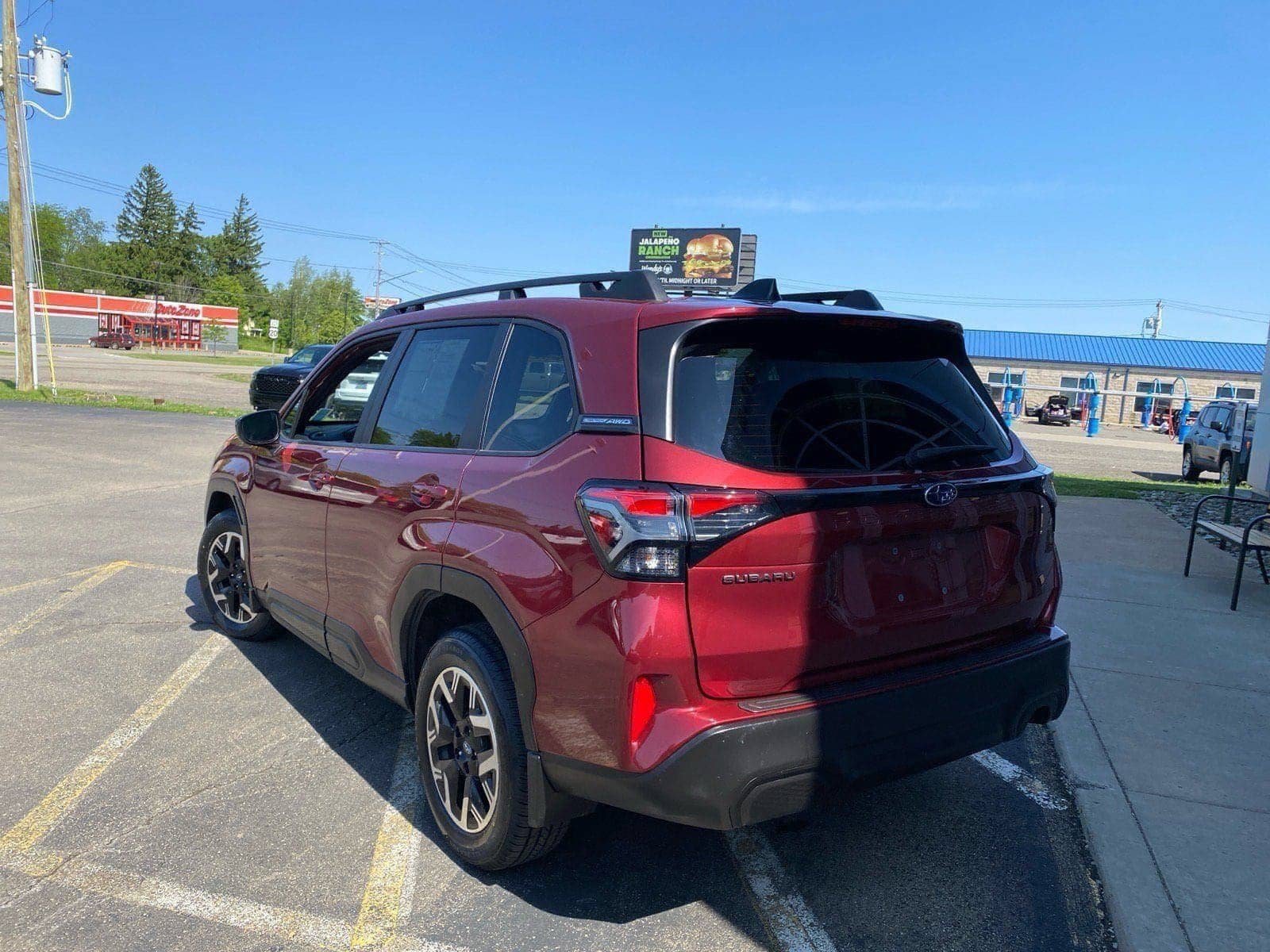 Used 2025 Subaru Forester Premium AWD/4WD image 3
