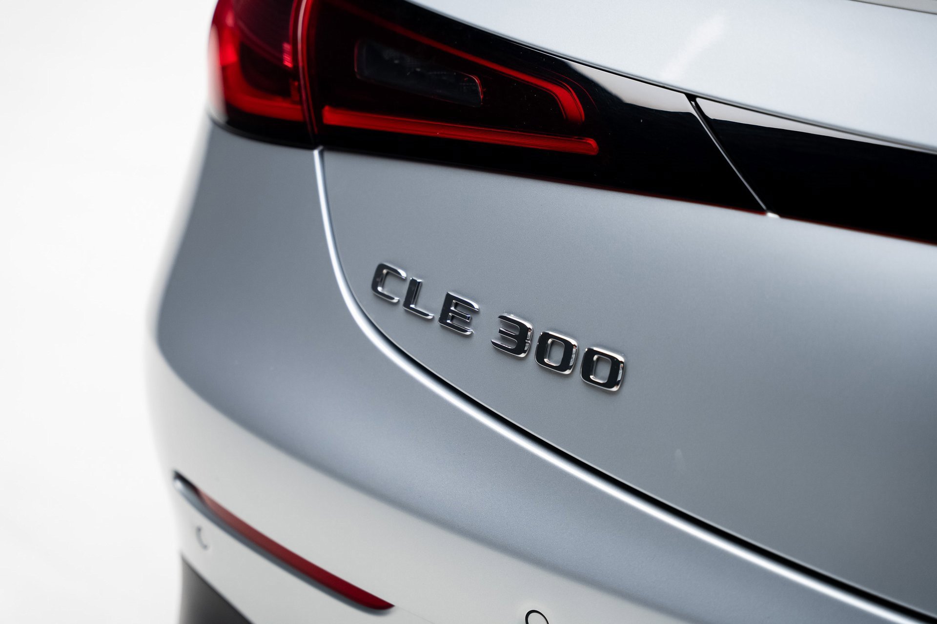 Used 2024 Mercedes-Benz CLE 300 4MATIC Cabriolet image 32