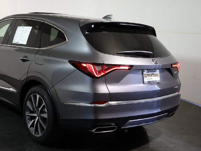 Certified 2026 Acura MDX w/ Technology Package AWD/4WD image 11