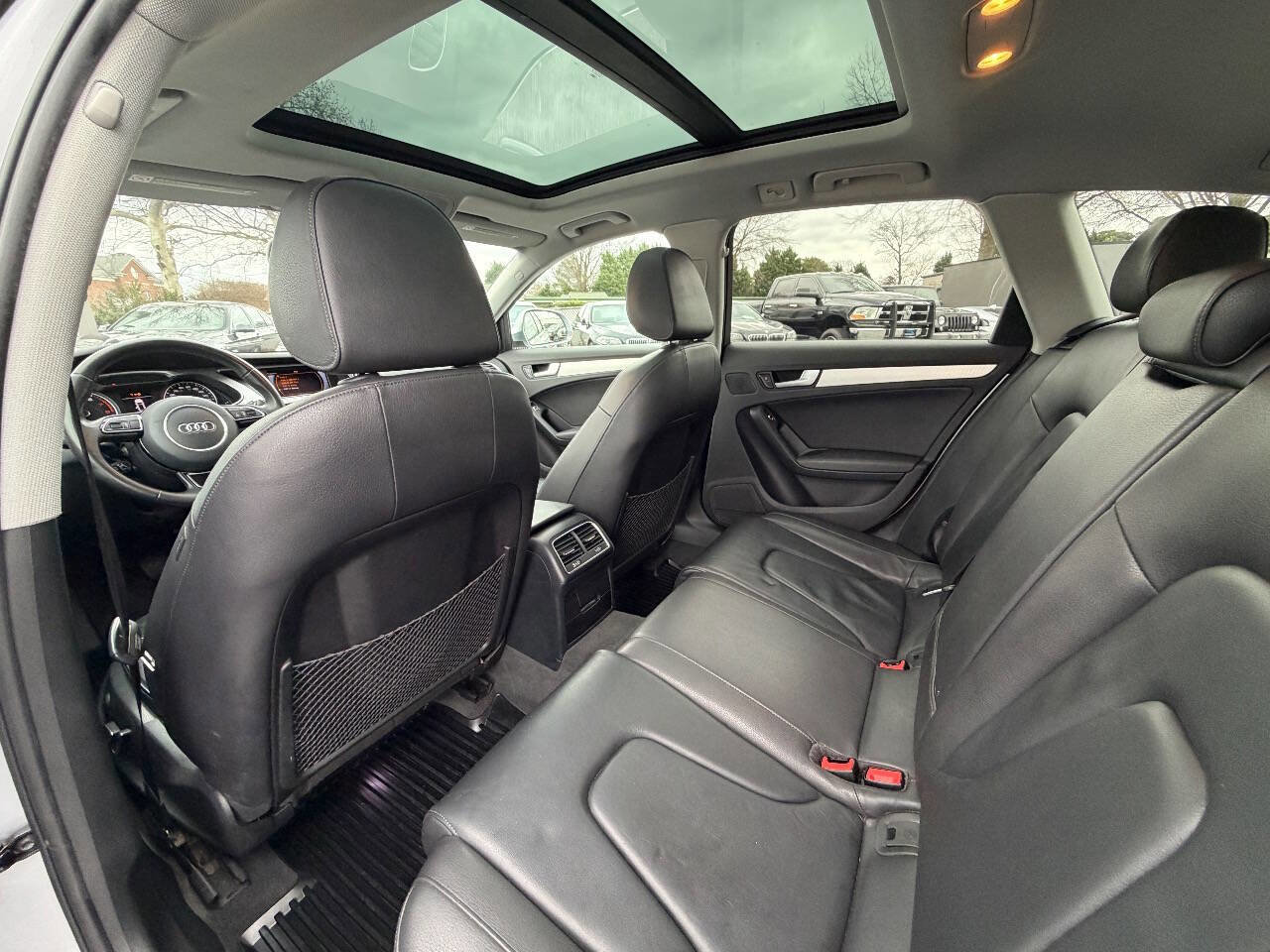 Used 2015 Audi A4 Premium Plus w/ Premium Plus Package image 27