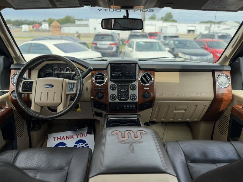 Used 2016 Ford F250 King Ranch w/ King Ranch Package AWD/4WD image 34