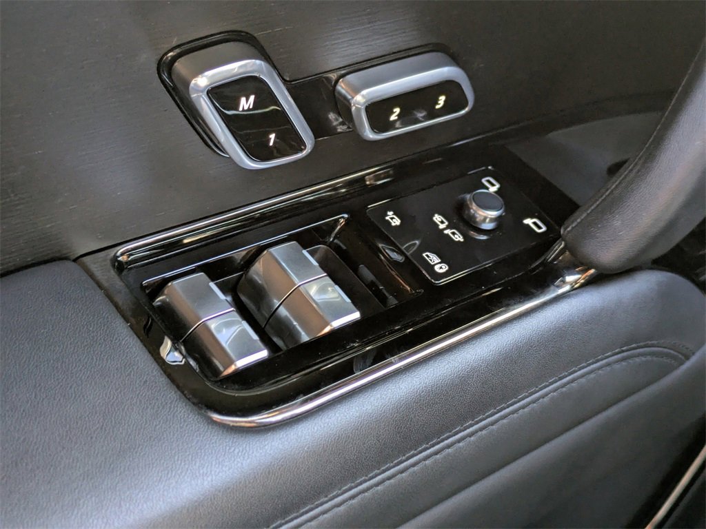 Used 2025 Land Rover Range Rover Sport Dynamic SE image 26