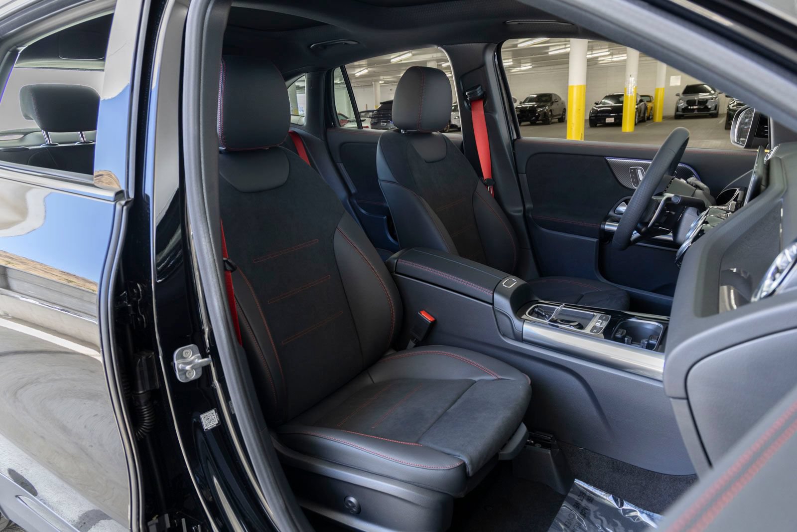 New 2026 Mercedes-Benz GLA 35 AMG 4MATIC image 27
