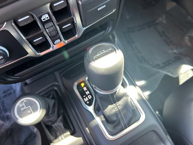 New 2025 Jeep Gladiator Sport w/ Premium Package AWD/4WD image 29