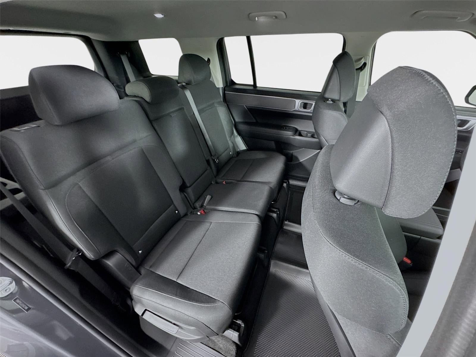 New 2026 Hyundai Santa Fe SE FWD image 25