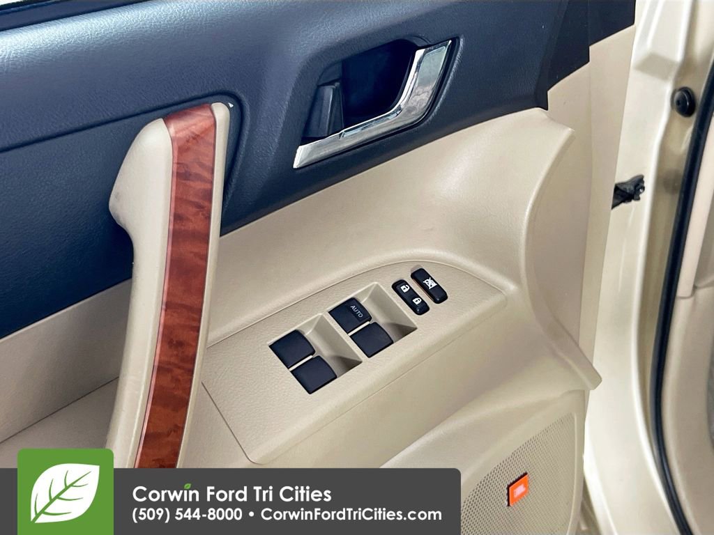 Used 2009 Toyota Highlander Limited image 12