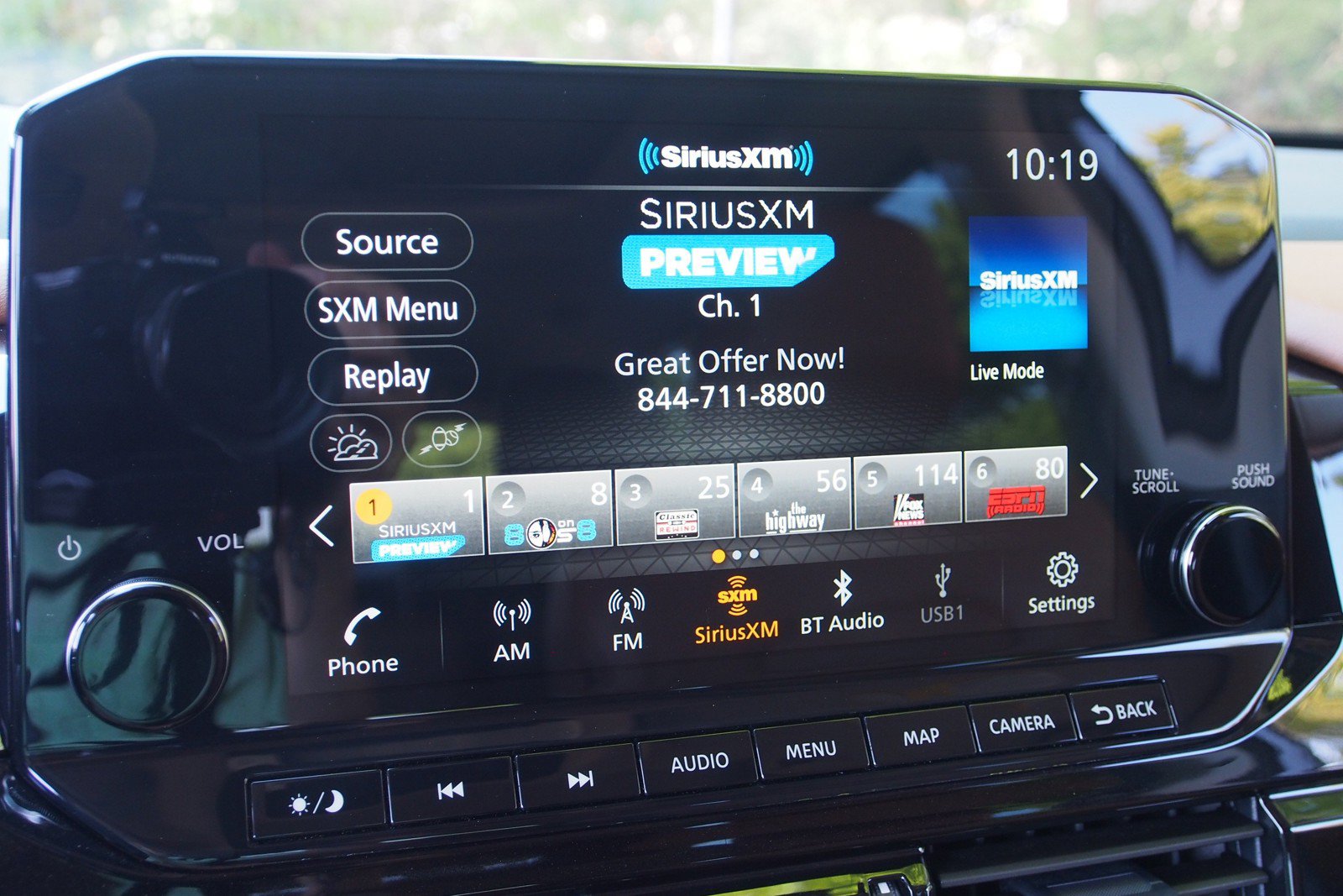 Used 2024 Nissan Pathfinder Platinum w/ Cargo Package FWD image 32