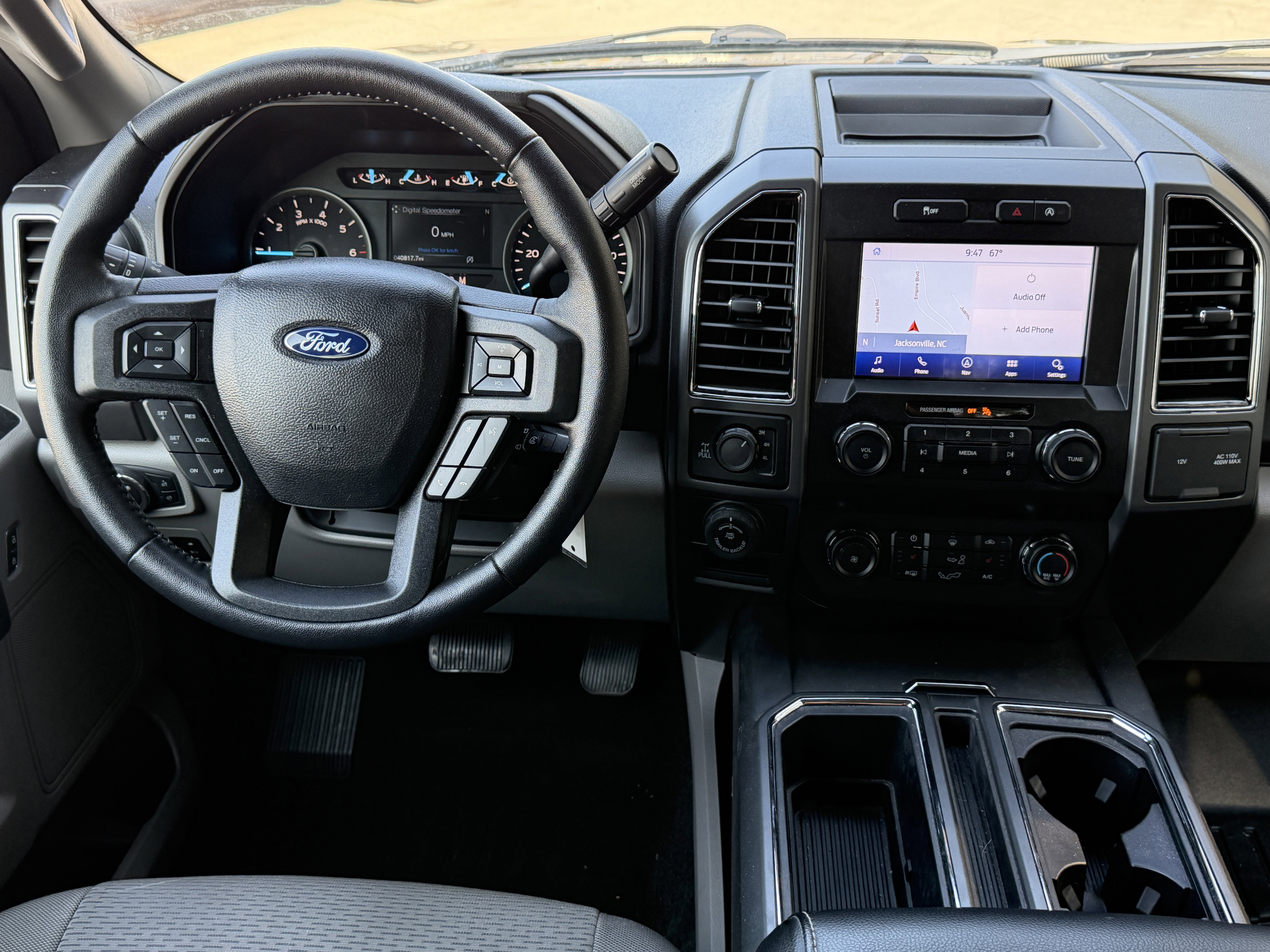 Used 2020 Ford F150 XLT w/ Equipment Group 302A Luxury image 9