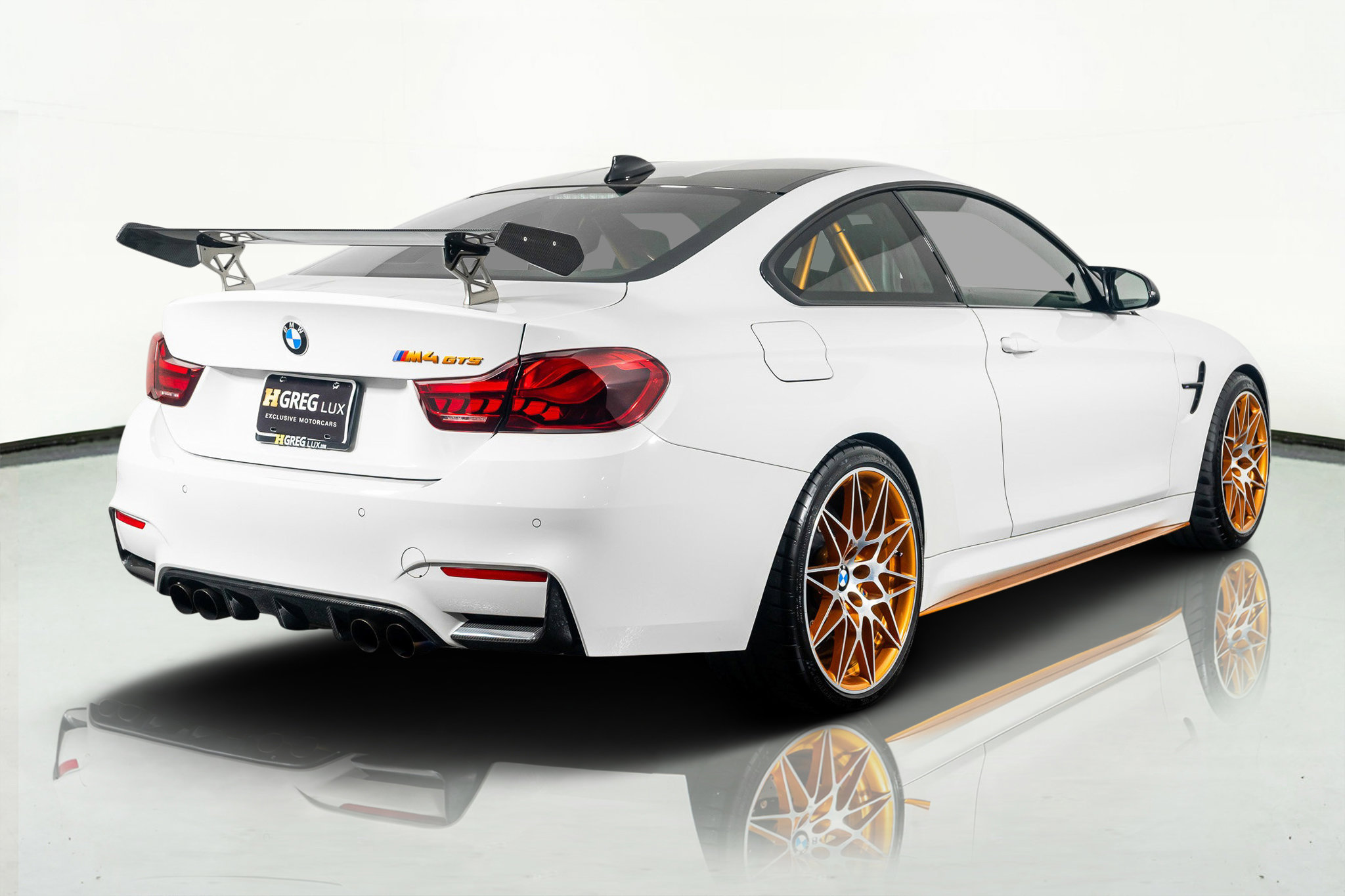 Used 2016 BMW M4 GTS image 11