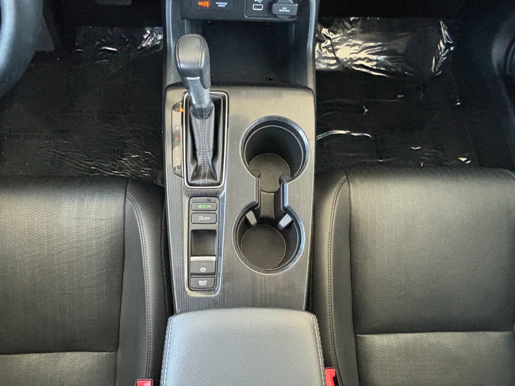 Used 2024 Honda Civic EX-L image 17