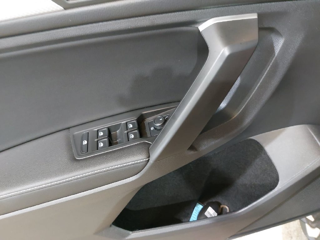 Used 2024 Volkswagen Tiguan S AWD/4WD image 23