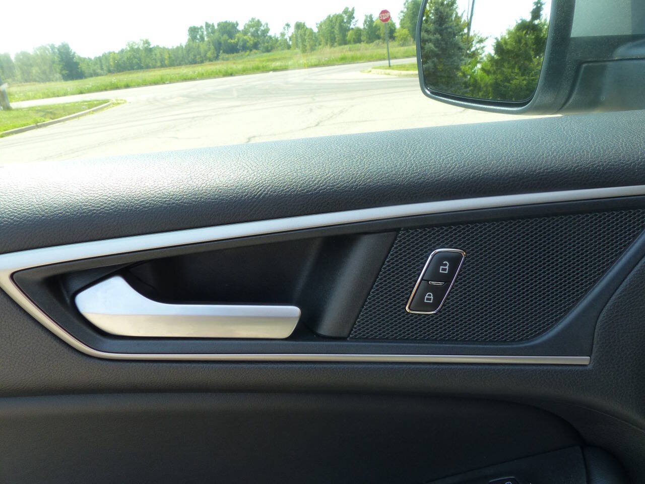 Used 2024 Ford Edge SEL AWD/4WD image 18